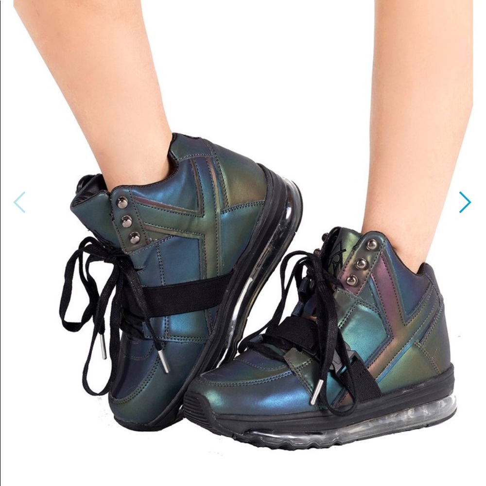 YRU qozmo aiire reflective light up sneakers W9